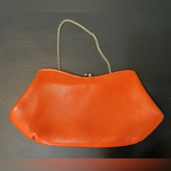 VTG Orange Pebble Leather Clutch Bag Gold Tone Chain Kiss Lock Tan Interior fall - Picture 3 of 14